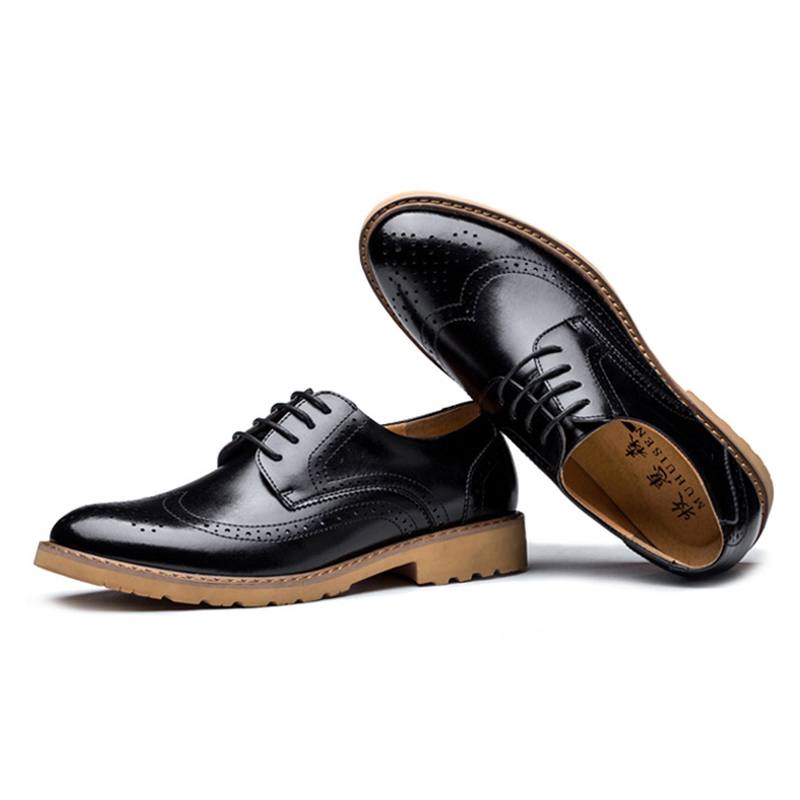 Aito Nahka Brogue Veistetty Business Rento Oxfords