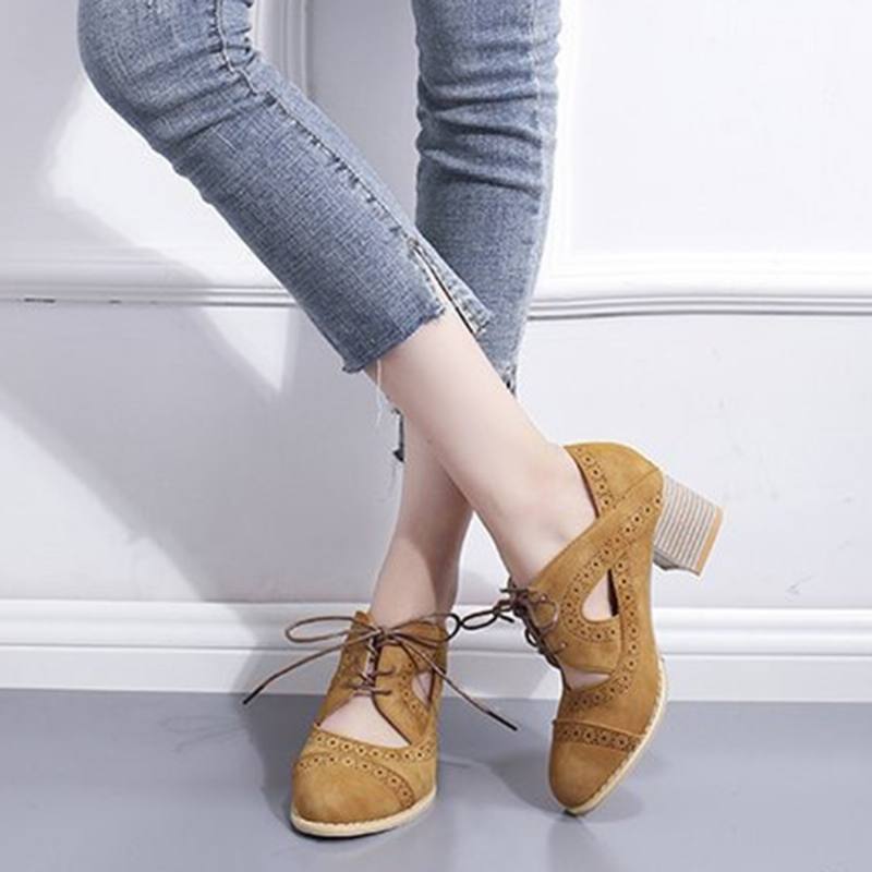 Brogue Carved Chunky Heel -kengät