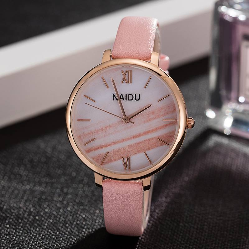 Muoti Elegant Design Roomalainen Numero Pu-nahkahihna Naisten Rannekellot Kvartsikello