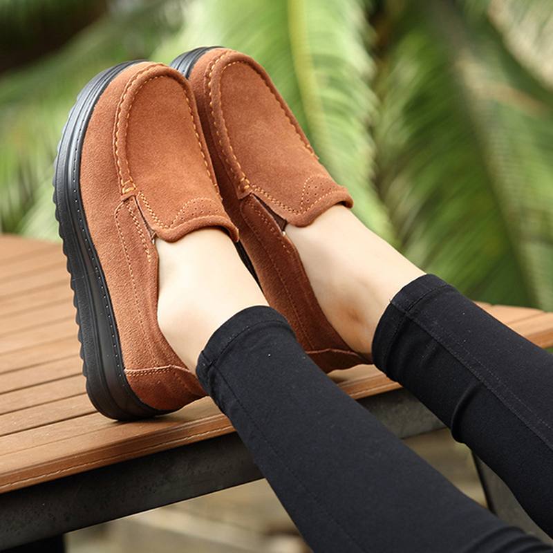 Naisten Wedge Heel Platforms Rento Mokkanahka Pyöreä Toe Kengät