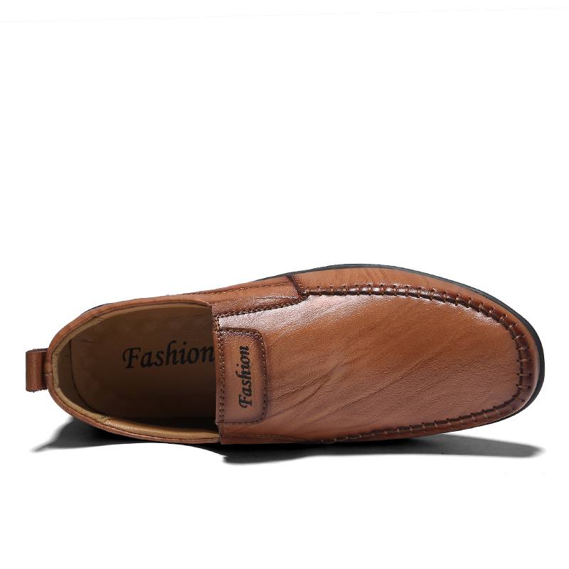 Miesten Aitoa Nahkaa Hengittävät Pehmeäpohjaiset Lippaat Ajossa Rento Business Loafers -kengät