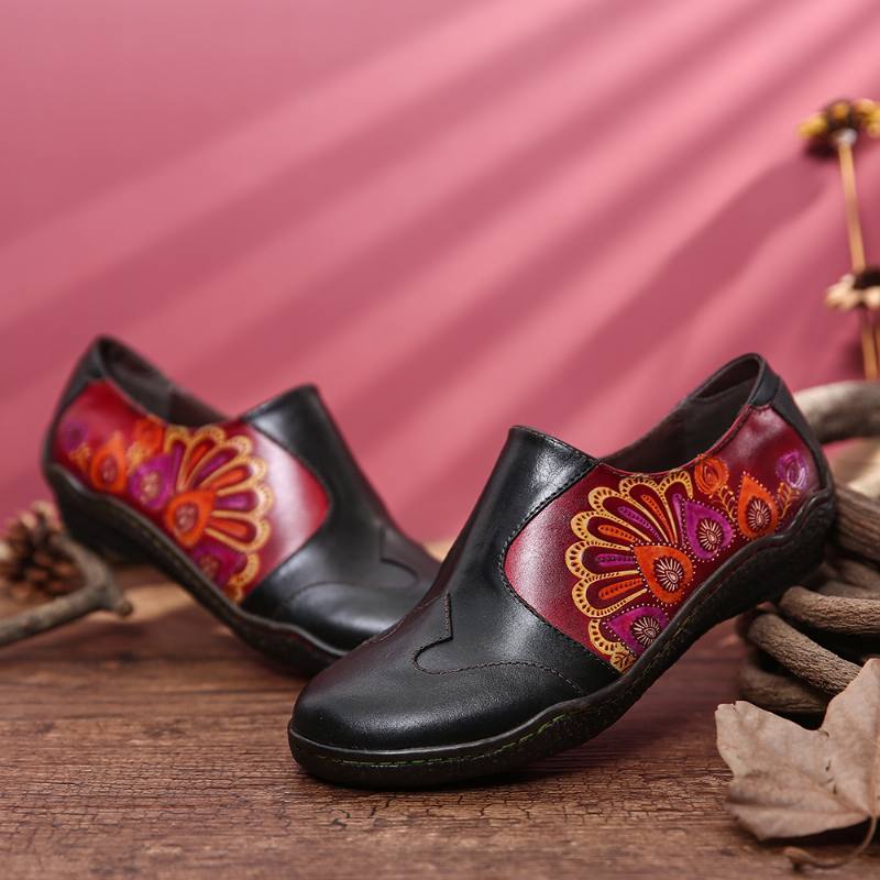 Retro Splicing Flower Pattern Aitoa Nahkaa Sivuvetoketjulla Vapaat Litteät Kengät